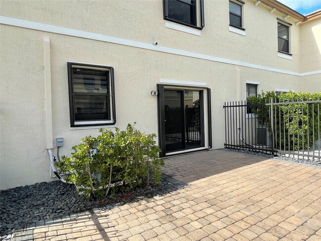 Building Photo - 4678 Santa Cruz Way