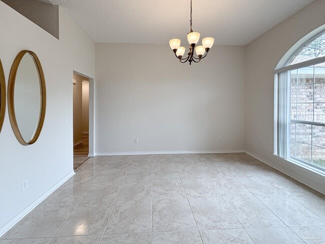 Building Photo - 9639 Westgate Cir