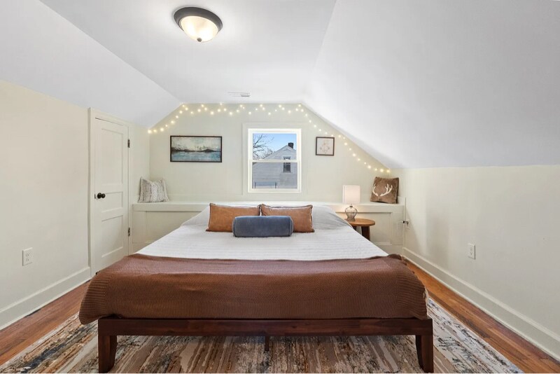 Building Photo - 701 S 2nd St