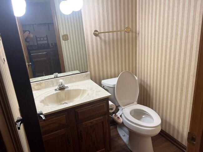 Building Photo - 2259 Augusta Ct