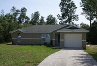 Building Photo - COMING SOON!!!Charming Northwest Ocala Rental – Spacious, Comfortable