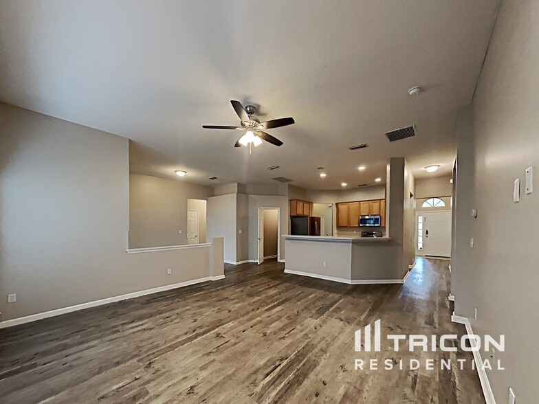 Building Photo - 86503 Sand Hickory Trail