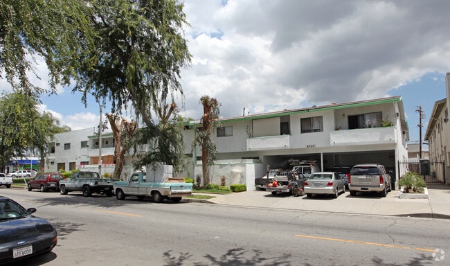 Primary Photo - Owensmouth Garden Apartments