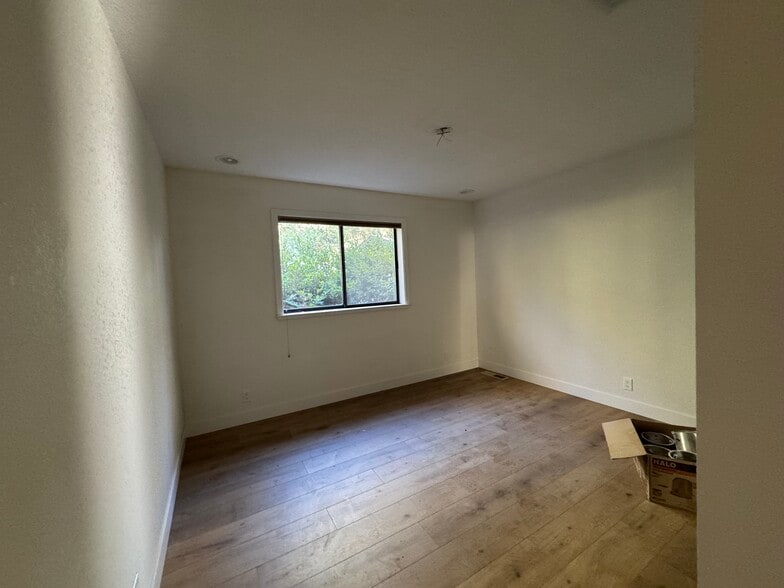 Building Photo - 3231 Blue Rhapsody Ln