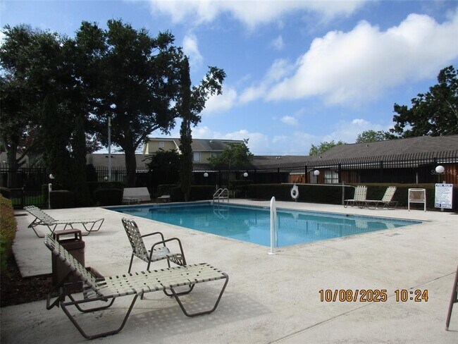 Building Photo - 50 Silver Falls Cir