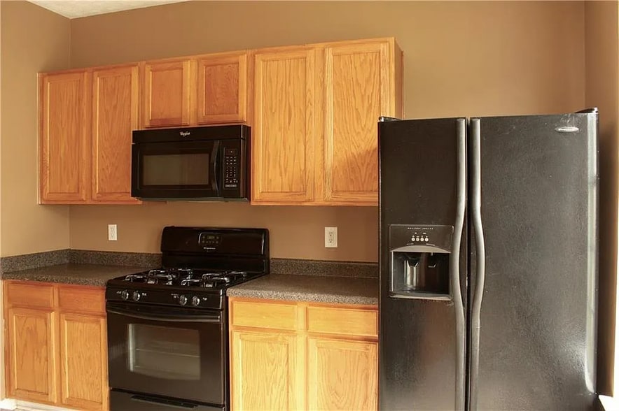 Building Photo - 5357 Paramount View Way