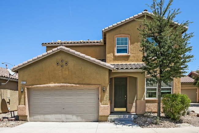Building Photo - 6627 Brick House Ave