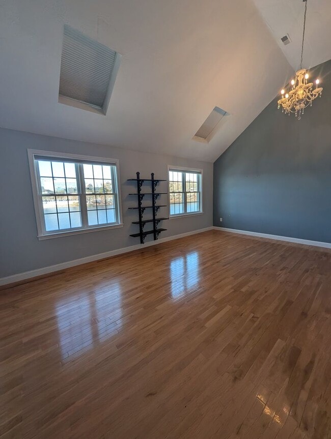 Building Photo - Stunning Lakeside Condo on Lake Quinsigamond – 2 Bed, 2.5 Bath + Garage