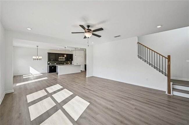 Building Photo - 564 Silverleaf Trl