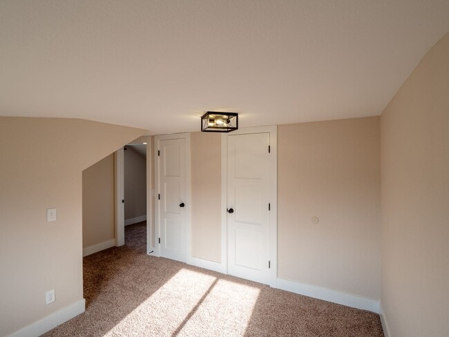 Building Photo - Westwood