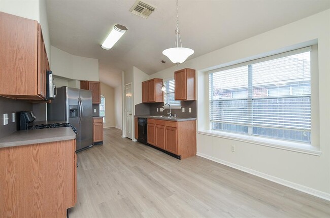 Building Photo - 21123 Bear Tree Trail