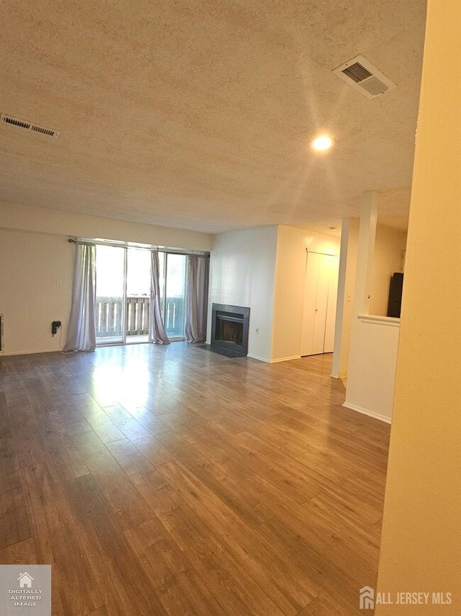 Building Photo - 2307 Aspen Dr