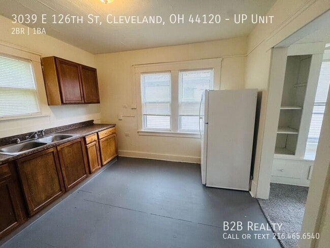 Building Photo - 3039 E 126th St