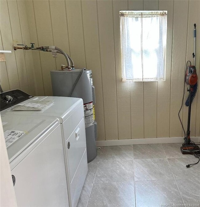 Building Photo - 1365 SW Gastador Ave