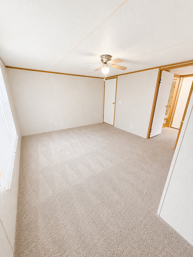 Building Photo - 20766 Hamlet Dr