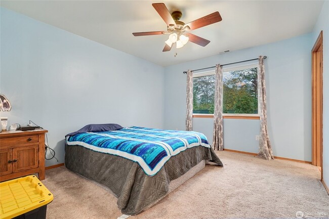 Building Photo - 16107 Goldbar Blvd