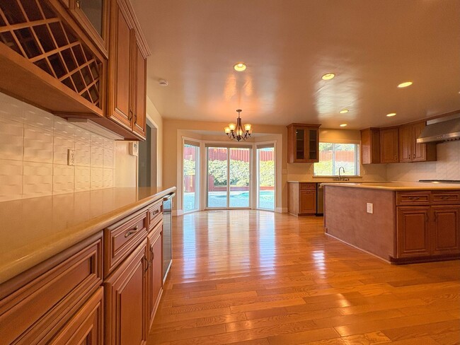 Building Photo - Charming Single Family Home in Los Altos H...