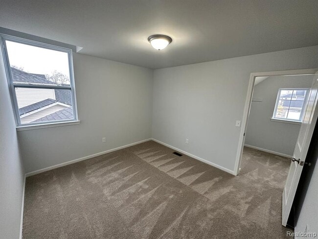 Building Photo - 55810 Worlington Ln