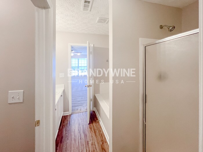 Building Photo - 3742 Harvest Dr