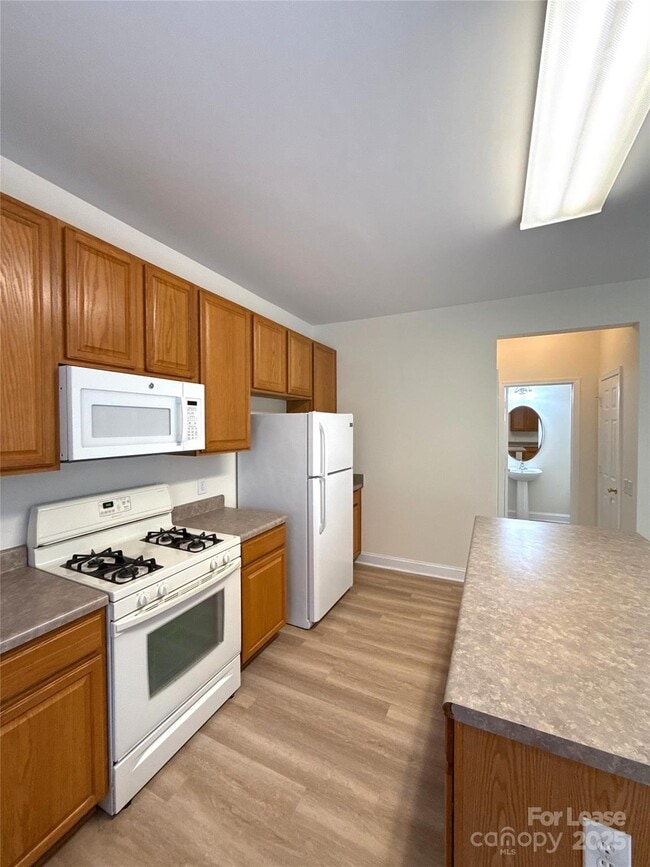 Building Photo - 1207 Jade Glen Dr