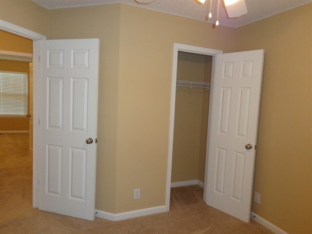 Building Photo - 3823 Angelise Ln
