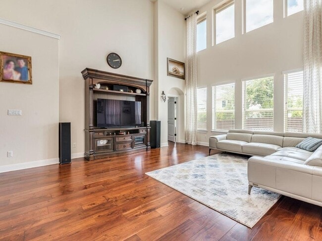 Building Photo - 5720 Viejo Dr