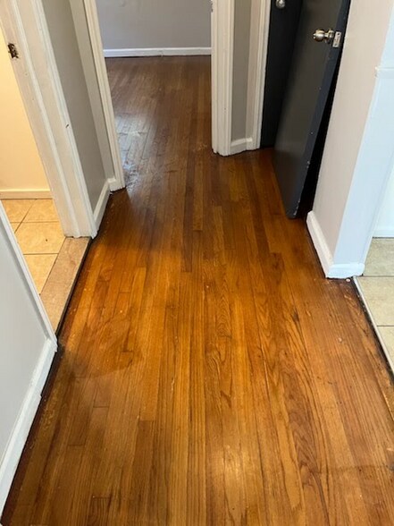 Building Photo - 17314 Hoover St