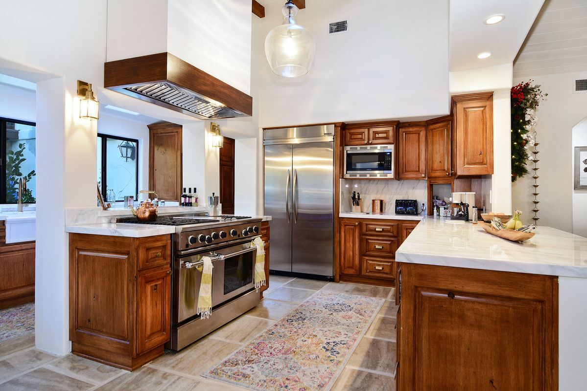 Building Photo - 31350 Lobo Canyon Rd