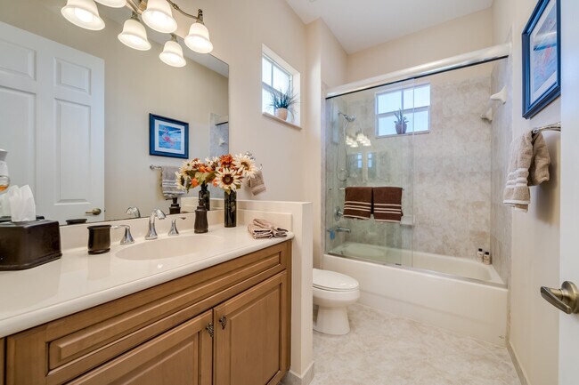 Building Photo - 8348 NW 127th Ln