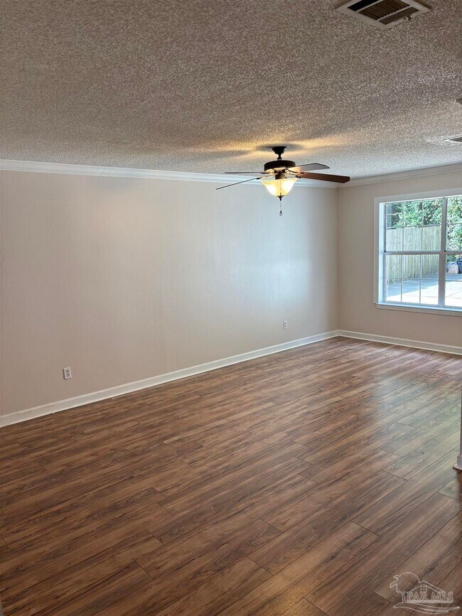 Building Photo - 3111 Leesburg Square