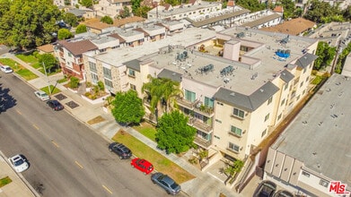 Building Photo - 626 E Orange Grove Ave