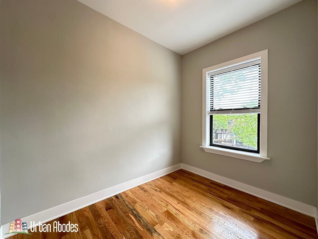 Building Photo - 345 Park Ave