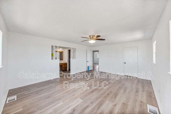 Building Photo - 13264 Jackson Rd