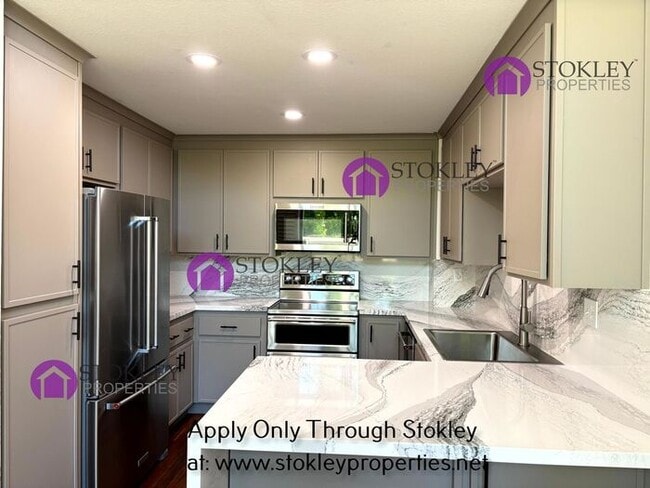 Building Photo - 141 Southwind Dr