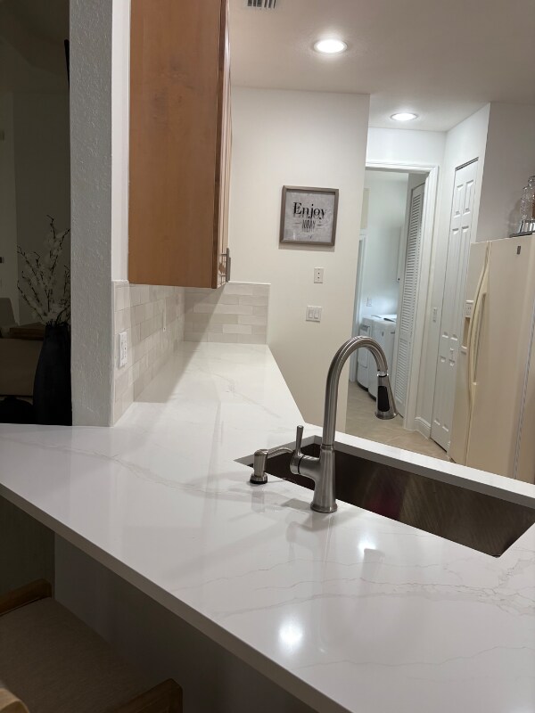 Building Photo - 1684 Sanctuary Pointe Ct