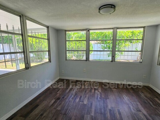 Building Photo - 4328 Baden Dr