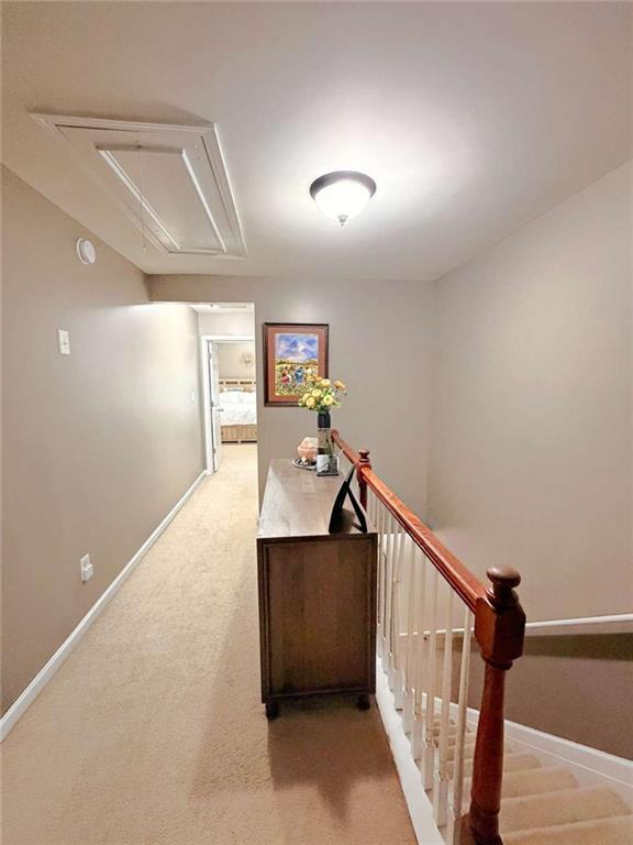 Building Photo - 2708 Beynon Ln NE