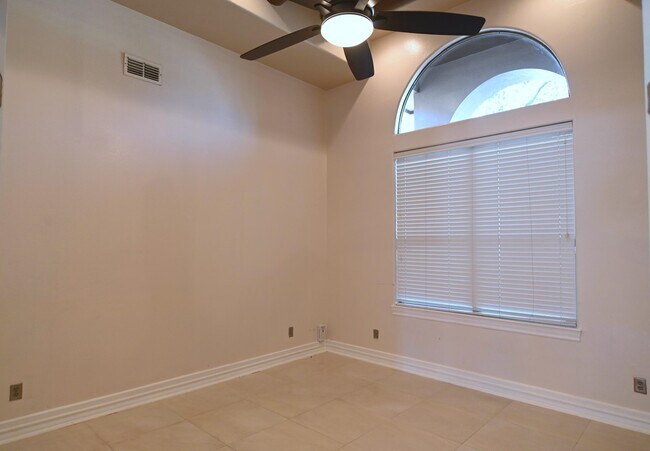 Building Photo - 3134 Homer Dr