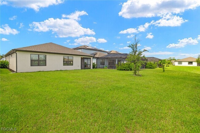 Building Photo - 10891 Firebush Cir