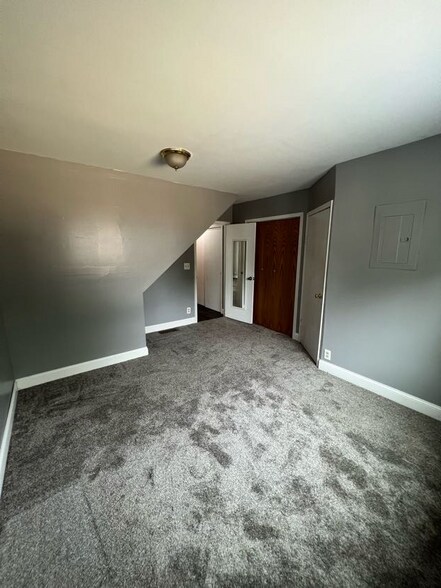 Building Photo - 1643 Haslett Rd