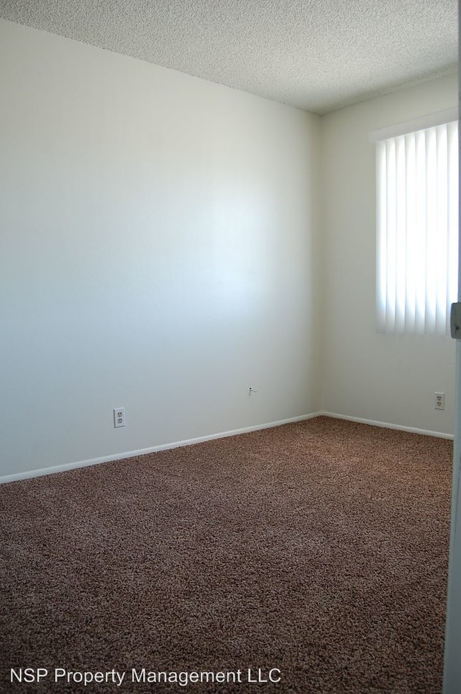 Building Photo - 2540 Palo Verde Blvd S
