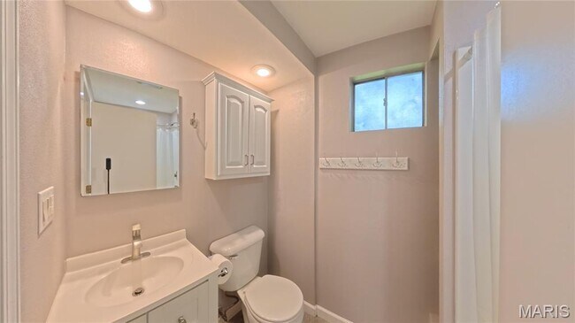 Building Photo - 207 Marilyn Dr