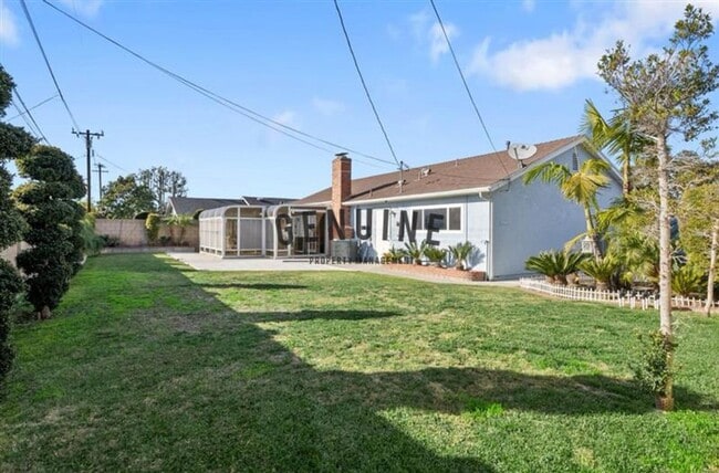 Building Photo - Coming Soon: Remodeled 4Bd 2Ba Home in Fou...