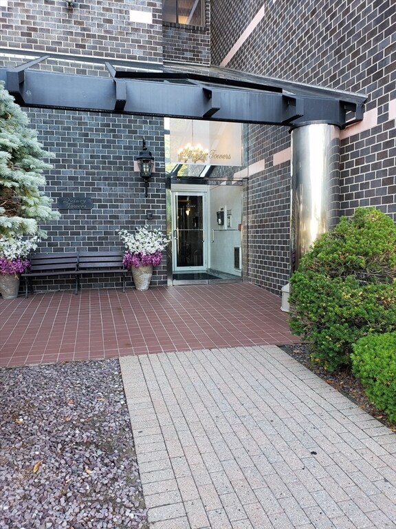 Primary Photo - 500 Washington St