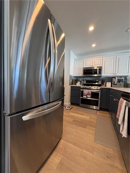 Building Photo - 62 Memorial Blvd