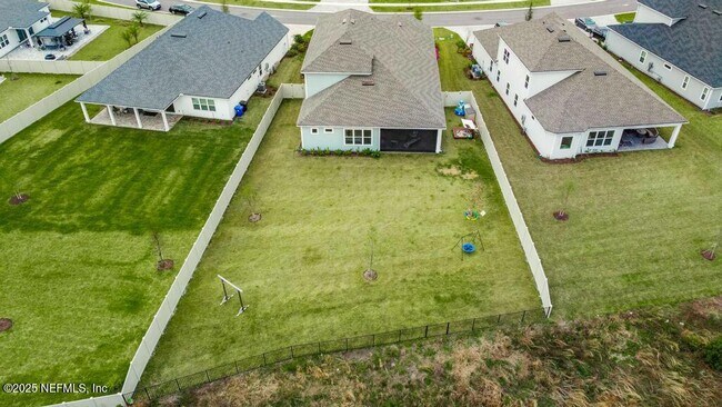 Building Photo - 113 Daymark Ln