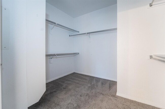 Building Photo - 2741 Sunlight Dr