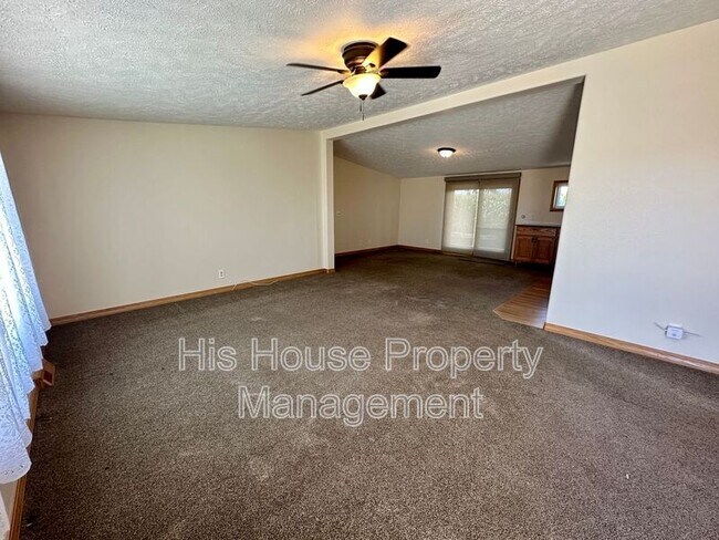 Building Photo - 13515 Weld County Rd 5