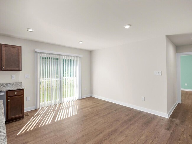 Building Photo - BeachTree Preserve Beauty | Finished Basement, Pool Access & Lawn Care Included