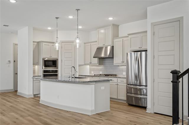 Building Photo - 4402 Cypress Thorn Dr